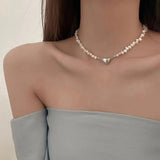 New Korean Baroque Pearl Chain Choker Necklace For Women Jewelry Gift Vintage Silver Color Magnet Heart Pendant Necklaces