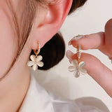 New Luxury White Zircon Flower Drop Earrings for Women Fashion Exquisite Sweet Temperament Girls Jewelry Gift Wholesale