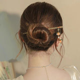 Black Flowers Hair Sticks Chinese Style Vintage Metal Hairpins Elegant Hair Clip for Women Girls Fashion Headwear Accessories