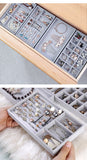 Hot Sales Fashion Portable Velvet Jewelry Ring Jewelry Display Organizer Box Tray Holder Earring Jewelry Storage Case Showcase