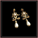 Palace vintage earrings frosted antique gold earrings lady tea party ladies earrings