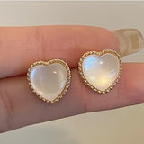 Fashion Stud Earrings For Women White Heart Drip Oil Earrings Pearl Earring Fine Jewelry Wholesale