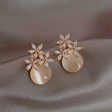 New Arrival Crystal Trendy Women Dangle Earrings Simple Fashion Elegant Pearl Earring Female Rhinestone Temperament Jewelry