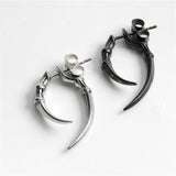 2pcs Retro Stud Earrings for Women Men Animal Paw Horn Stainless Steel Ear Piercing Black Silver Color Gothic Punk Cool Jewelry