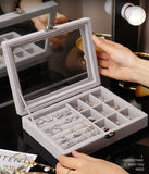 Hot Sales Fashion Portable Velvet Jewelry Ring Jewelry Display Organizer Box Tray Holder Earring Jewelry Storage Case Showcase