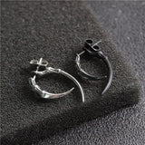 2pcs Retro Stud Earrings for Women Men Animal Paw Horn Stainless Steel Ear Piercing Black Silver Color Gothic Punk Cool Jewelry