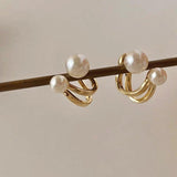 Korea Elegant Cute Pearl Hoop Earrings for Women Classic Small Zircon Huggie Pearl Stud Earring Wedding Kpop Jewlery