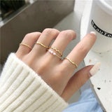 5pcs Korean Simple Design Wavy Ring Set For Women Personality Temperament Mini Pearl Elegant Lovely Circle Ring Gold Color